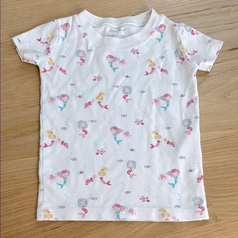 Kissy Kissy Mermaid Print Short Sleeve Tee